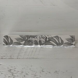 Seraphine Water-Resistant Liquid Eyeliner